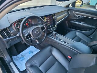 Volvo V90 Cross Country Pro D5 AWD Onyx Black 2.0 D5 173kW