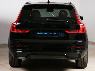 Volvo XC60 AWD BLACK EDITION INTELLI SAFE PRO 2.0 T6 Recharge Long Range Plug-In-Hybrid 293kW
