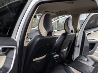 Volvo XC60 R-Design Finish Facelift 2.0 120kW