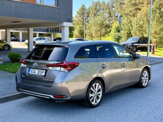 Toyota Auris Activ Hybrid Luxury Facelift 1.8 90kW