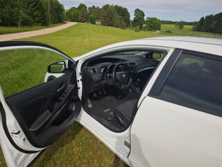 Honda Civic Elegance 1.3 73kW