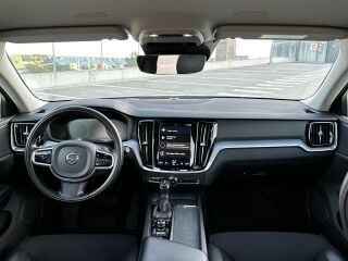 Volvo V60 Cross Country 2.0 140кВ
