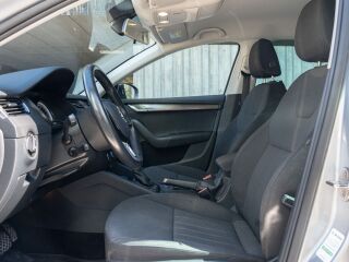 Skoda Octavia 1.5 110кВ