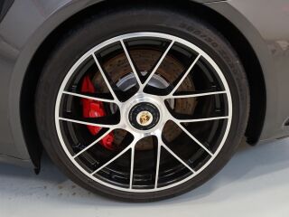 Porsche 911 Turbo 3.8 397kW