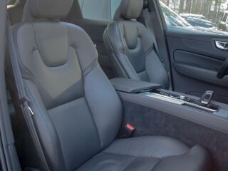 Volvo XC60 AWD DARK Long Range T8 Plus Intelli Safe PRO  2.0 T8 Recharge PHEV Long Range MY2023 335kW