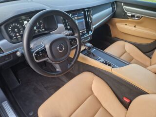 Volvo S90 Momentum 2.0 T4 140kW