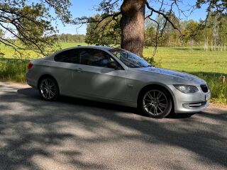 BMW 330 3.0 180kW