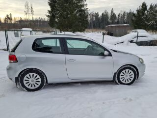 Volkswagen Golf 1.4 R4 16V 59kW