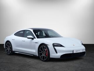 Porsche Taycan 4S 420kW