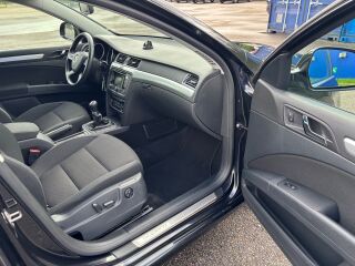 Skoda Superb Ambition Business 1.6 TDi 77кВ