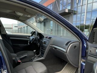 Skoda Octavia Elegance 1.6 75кВ