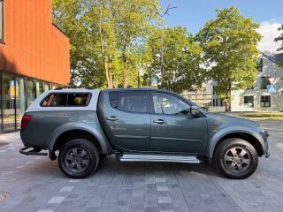 Mitsubishi L200 4x4 2.5 100kW
