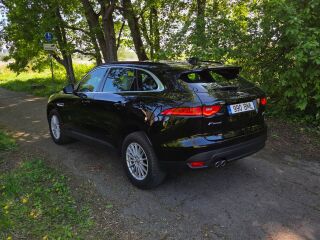 Jaguar F-Pace MY2017 / 4x4 / Meridian 2.0 R4 132kW