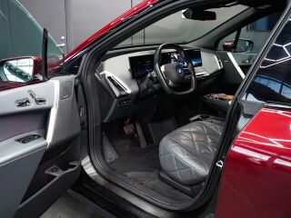 BMW iX xDrive 40 SportPakett 102кВ