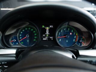 Maserati GranTurismo S 4.7 V8 338kW