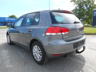 Volkswagen Golf Style 1.6 TDI 77кВ