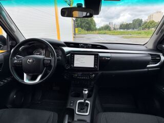 Toyota Hilux Double Cab Legend 2.8 150кВ