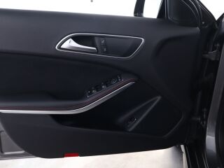 Mercedes-Benz GLA 220 4Matic AMG 2.0 R4 135кВ