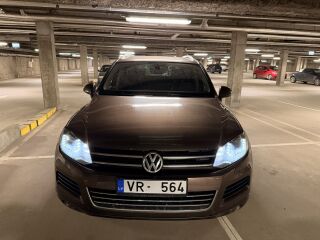 Volkswagen Touareg 3.0 V6 150кВ