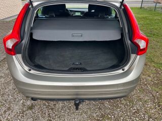 Volvo V60 2.0 Volvo D3 VIIS SILINDRIT 120kW
