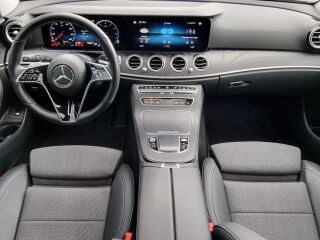Mercedes-Benz E 300 de T EQ NIGHT PACK AVANTGARDE 2.0 225kW