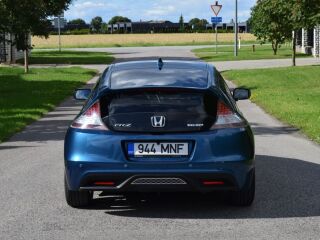 Honda CR-Z Sport 1.5 LEA1 94кВ