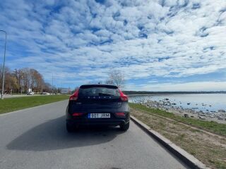 Volvo V40 2.0 140kW