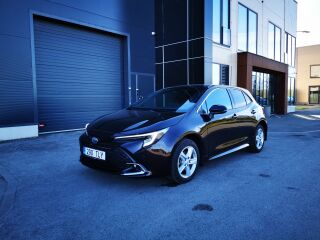 Toyota Corolla HEV 5D Limited Edition FL Tech Pack 1.8 Dynamic Force Elekter 49 kW + 72kW