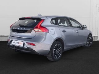 Volvo V40 Momentum Facelift 2.0 R4 D2 88kW
