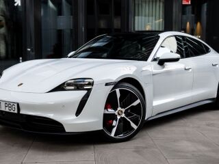 Porsche Taycan 4S Perfomance Battery Plus 420кВ