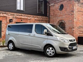 Ford Tourneo Custom Long family 2.0 125kW