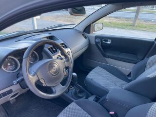 Renault Megane 1.6 83кВ