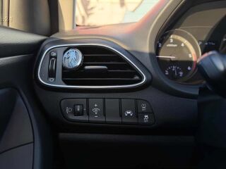 Hyundai i30 Comfort 1.6 100кВ