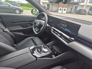 BMW 520 M sport 145kW