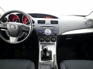 Mazda 3 Elegance 1.6 77kW