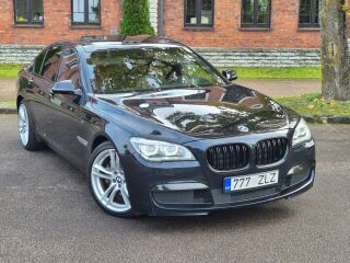 BMW 730 xDrive LCI M-sportpakett Shadowline 3.0 TDI 190kW