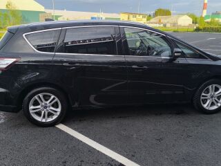 Ford S-MAX Facelift Titanium ECOBLUE B 2.0 TDCI 110kW