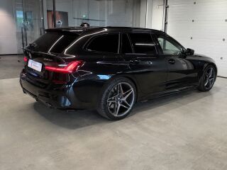 BMW 330 e Xdrive M-Sport Individual 2.0 215kW