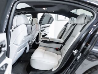 BMW 740 Individual xDrive 3.0 225kW