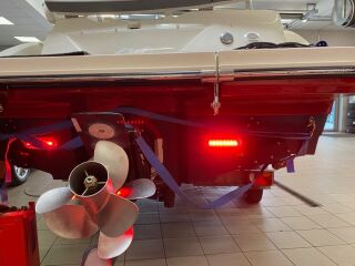 Sea Ray 230 Sun Sport 4.5 MerCruiser ECT 4.5L MPI Bravo III MCM  250 HJ  - 140h