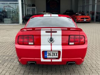 Ford Mustang GT Roush Body Kit 4.6 V8