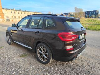 BMW X3 2.0 140kW