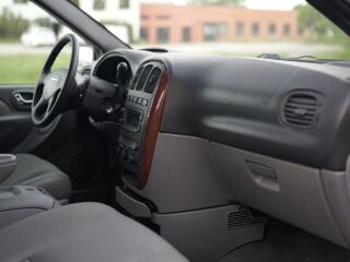 Chrysler Grand Voyager 2.8 110кВ
