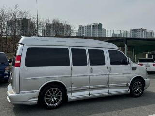 Chevrolet Express 1500 Explorer Limited SE Conversion Van 5.3 V8 310hp