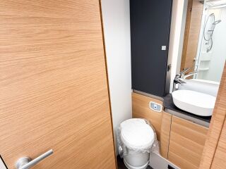 Adria MATRIX 670 SL 60Y edition LUXE ALL IN LiFePo4 2.2 FIAT MultiJet3 HD 103kW