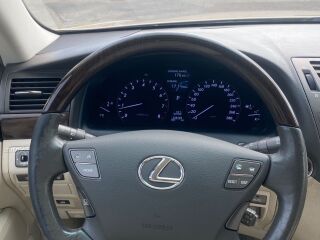 Lexus LS 460 President 4.6 280kW