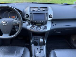 Toyota RAV4 2.2 110kW