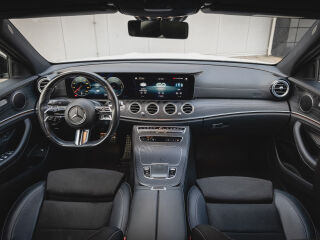 Mercedes-Benz E 300 AMG Night Package 2.0 143кВ