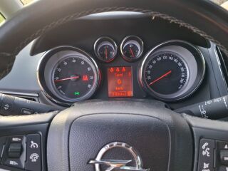 Opel Zafira Comfort Plus+ 1.6 R4 A16XNT 110кВ