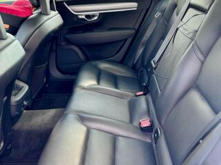 Volvo S90 D5 AWD MOMENTUM 2.0 173kW